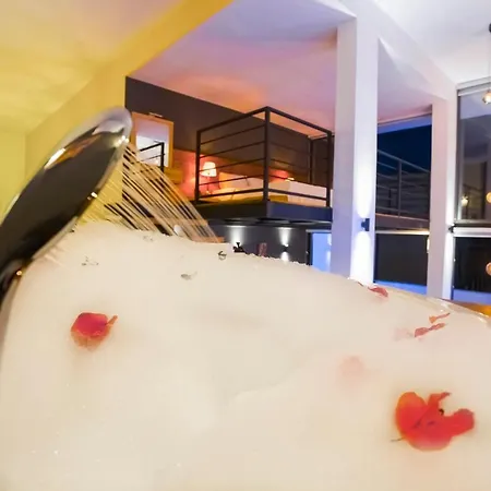Gece Isolated Honeymoon Heated Pool Villa *
