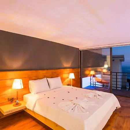 Gece Isolated Honeymoon Heated Pool Villa